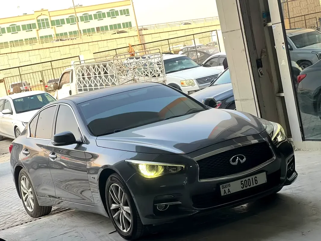 Infiniti Q50