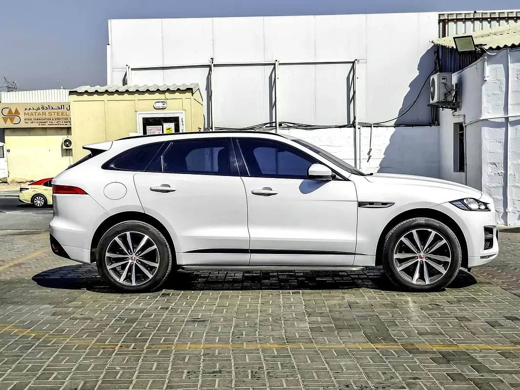 Jaguar F-Pace