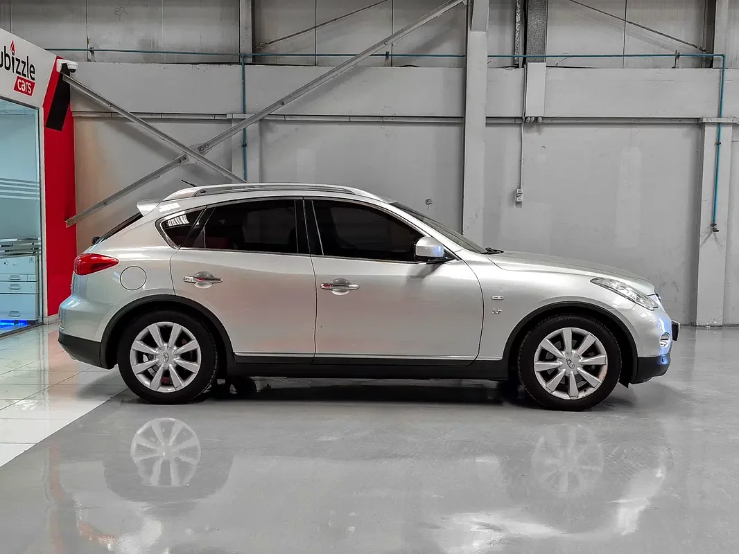 Infiniti QX50