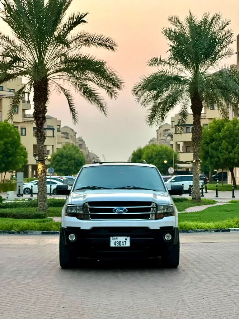 Ford Expedition, 2017 — купить с доставкой из ОАЭ
