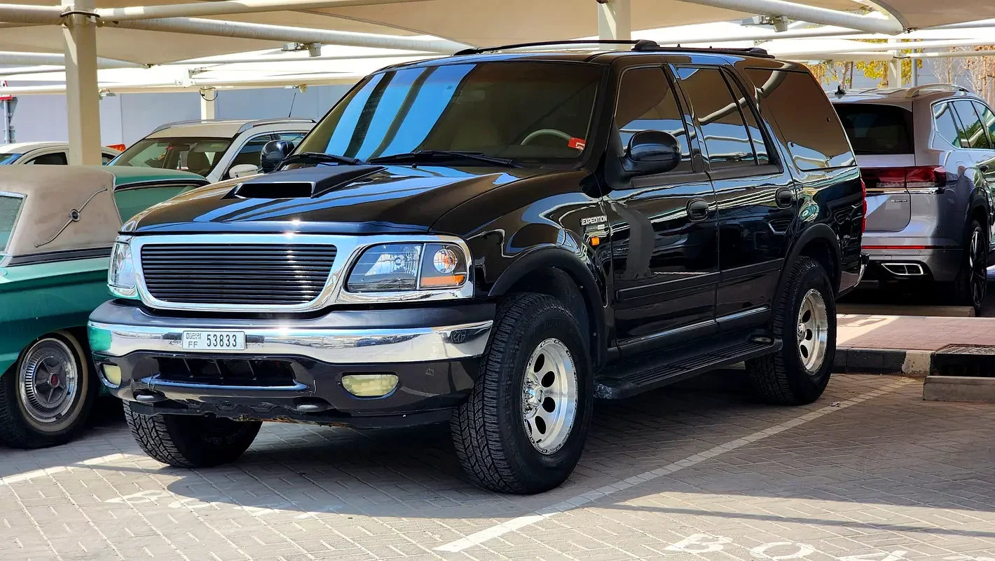 Ford Expedition, 1999 — купить с доставкой из ОАЭ
