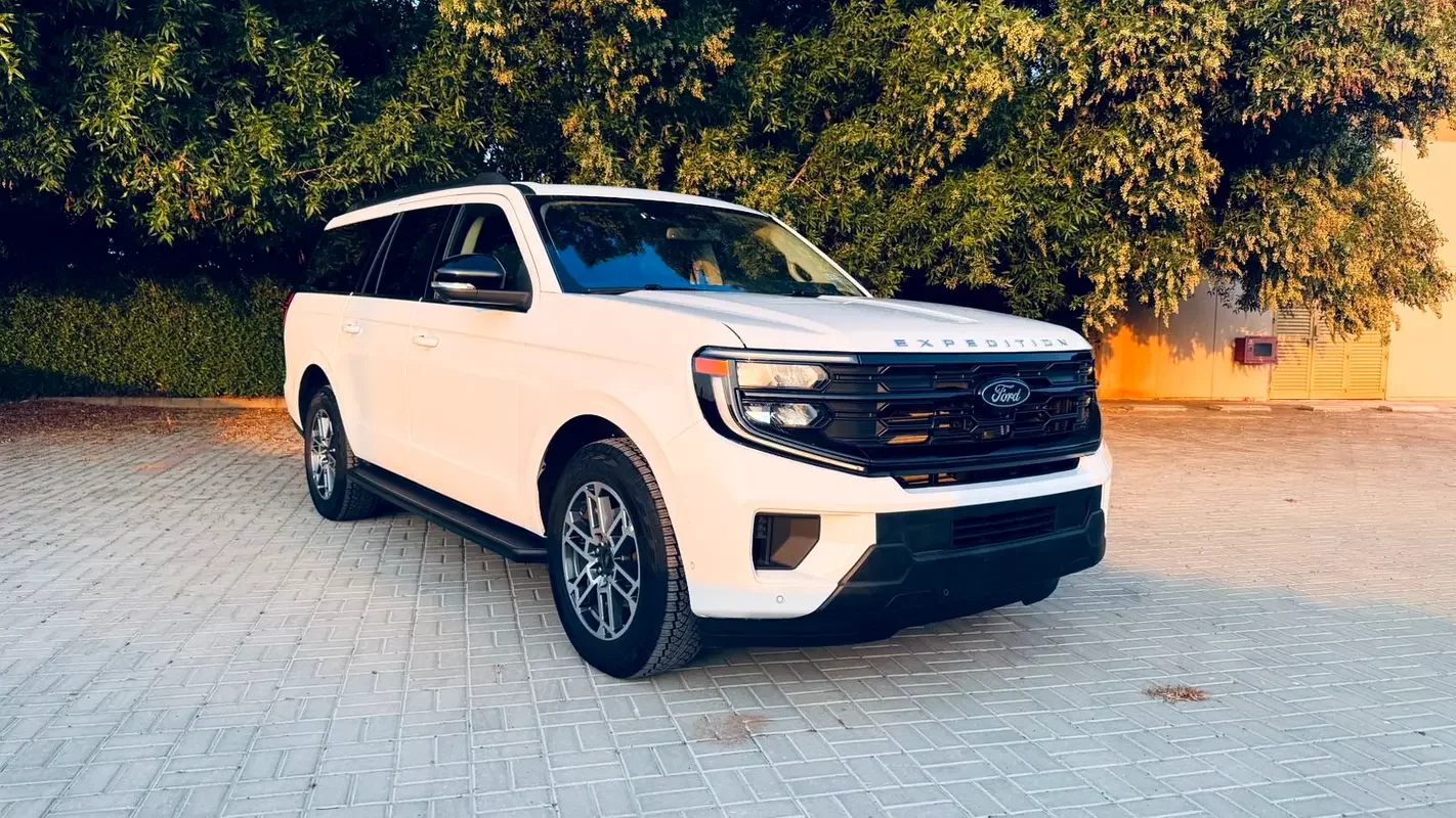Ford Expedition, 2025 — купить с доставкой из ОАЭ