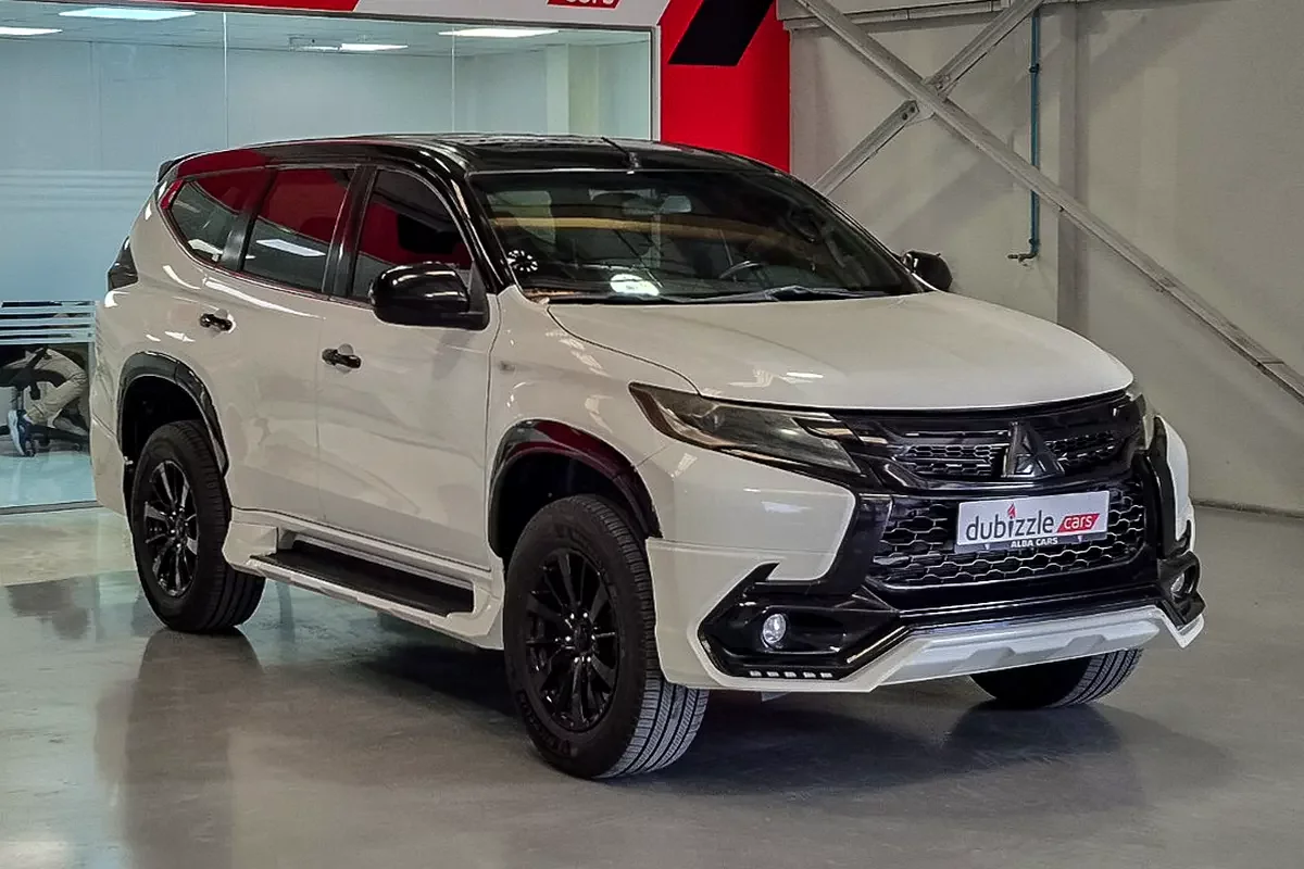 Mitsubishi Montero Sport, 2019 — купить с доставкой из ОАЭ