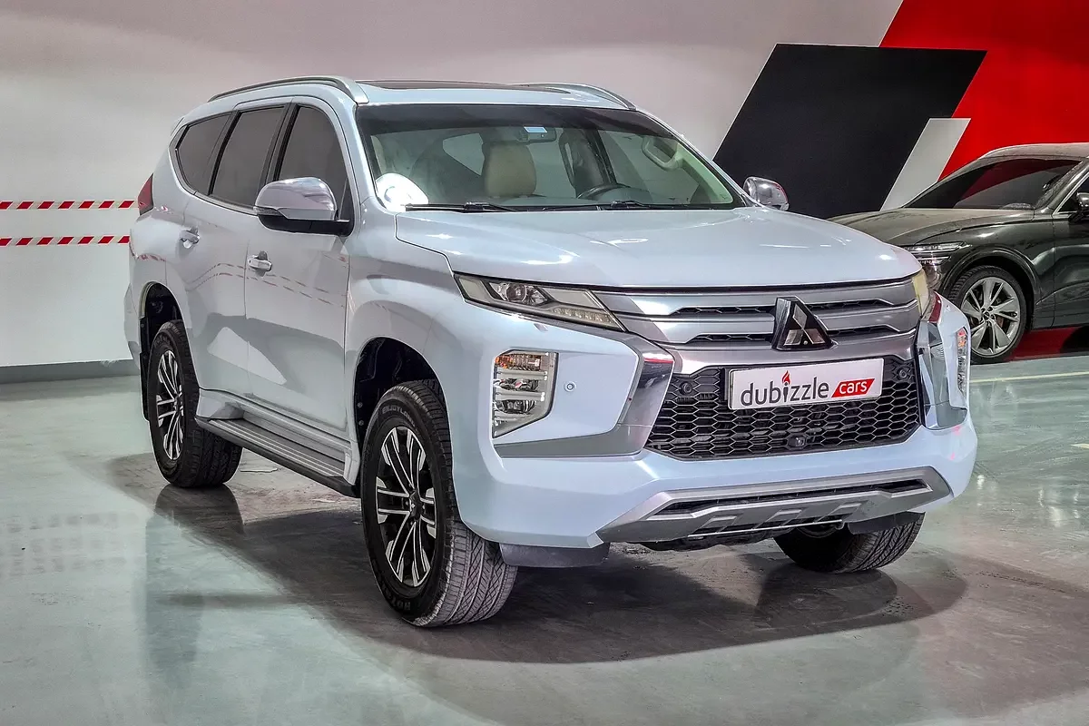 Mitsubishi Montero Sport, 2020 — купить с доставкой из ОАЭ
