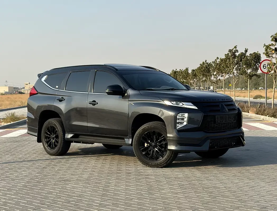 Mitsubishi Montero Sport, 2023 — купить с доставкой из ОАЭ