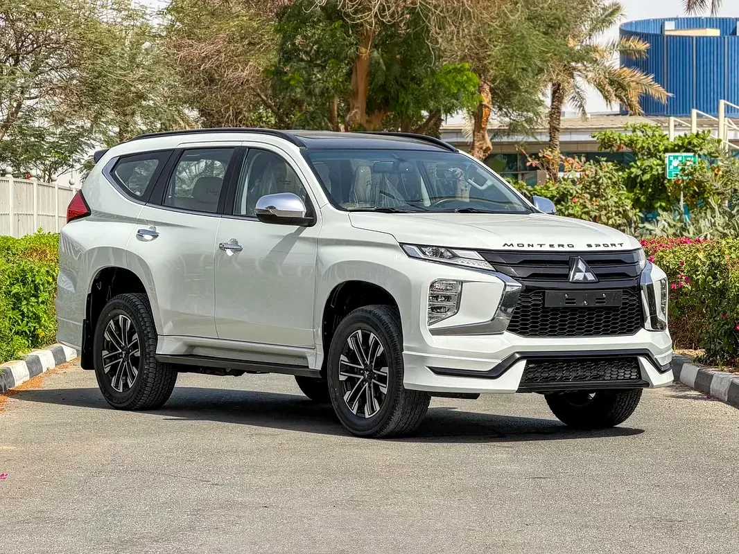 Mitsubishi Montero Sport, 2023 — купить с доставкой из ОАЭ