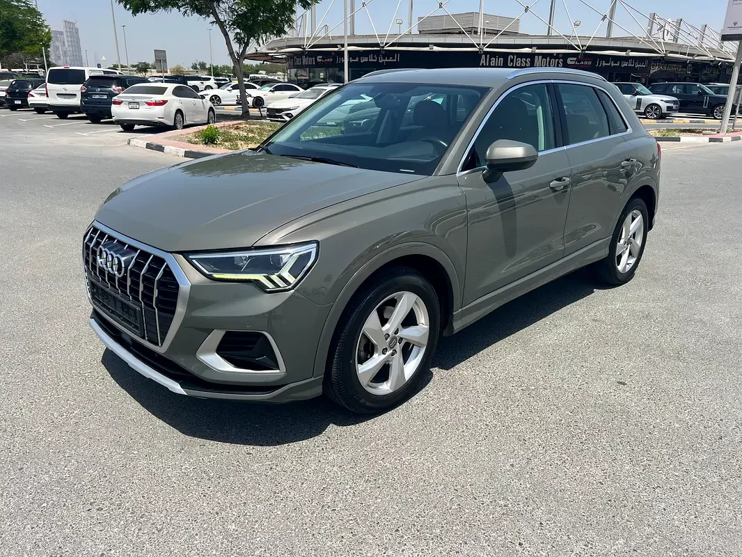 Audi Q3, 2020 — купить с доставкой из ОАЭ