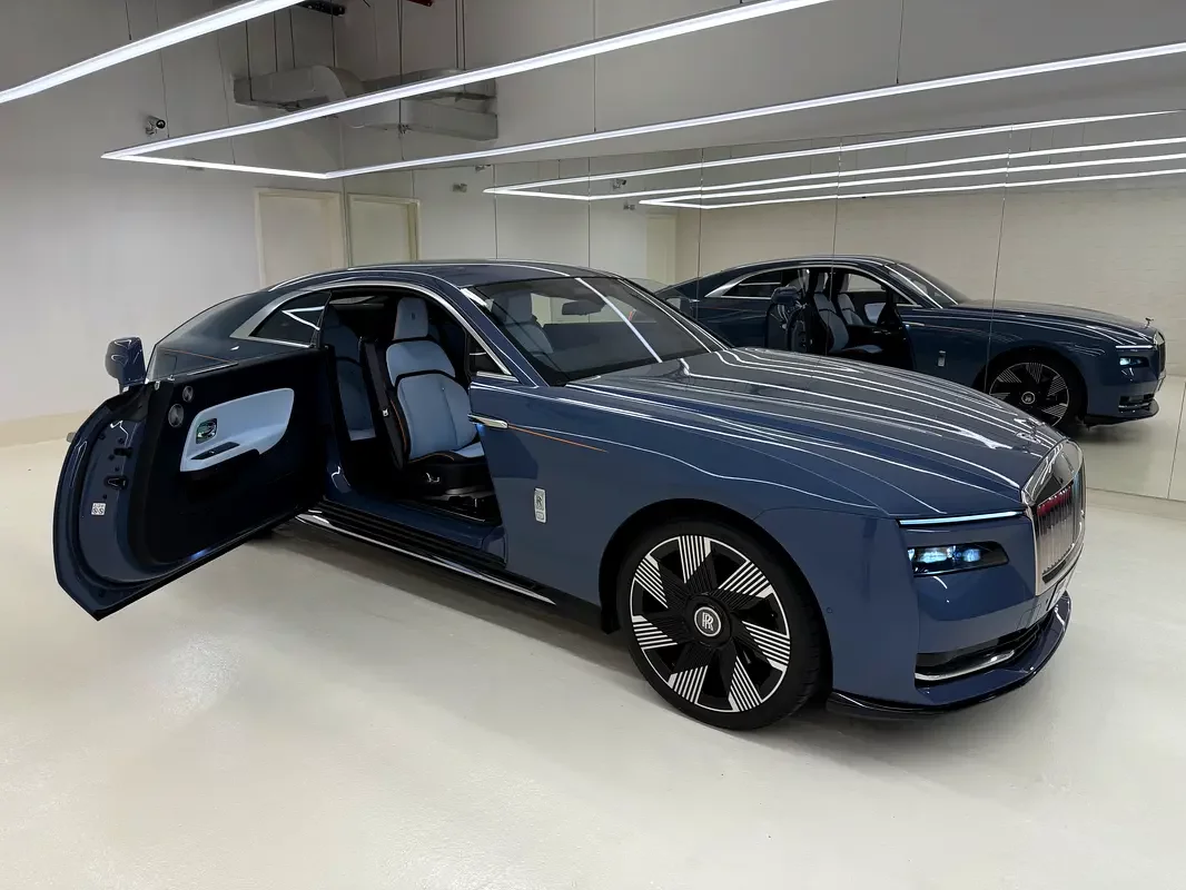 Rolls-Royce Spectre