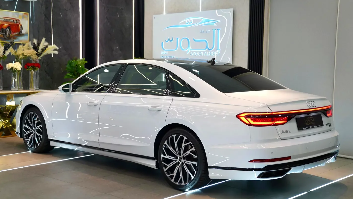 Audi A8