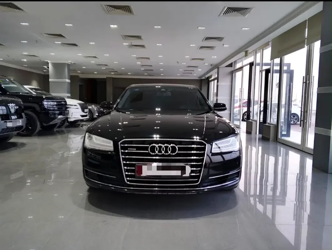 Audi A8, 2017 — купить с доставкой из ОАЭ