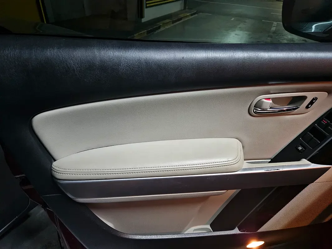 Mazda CX-9