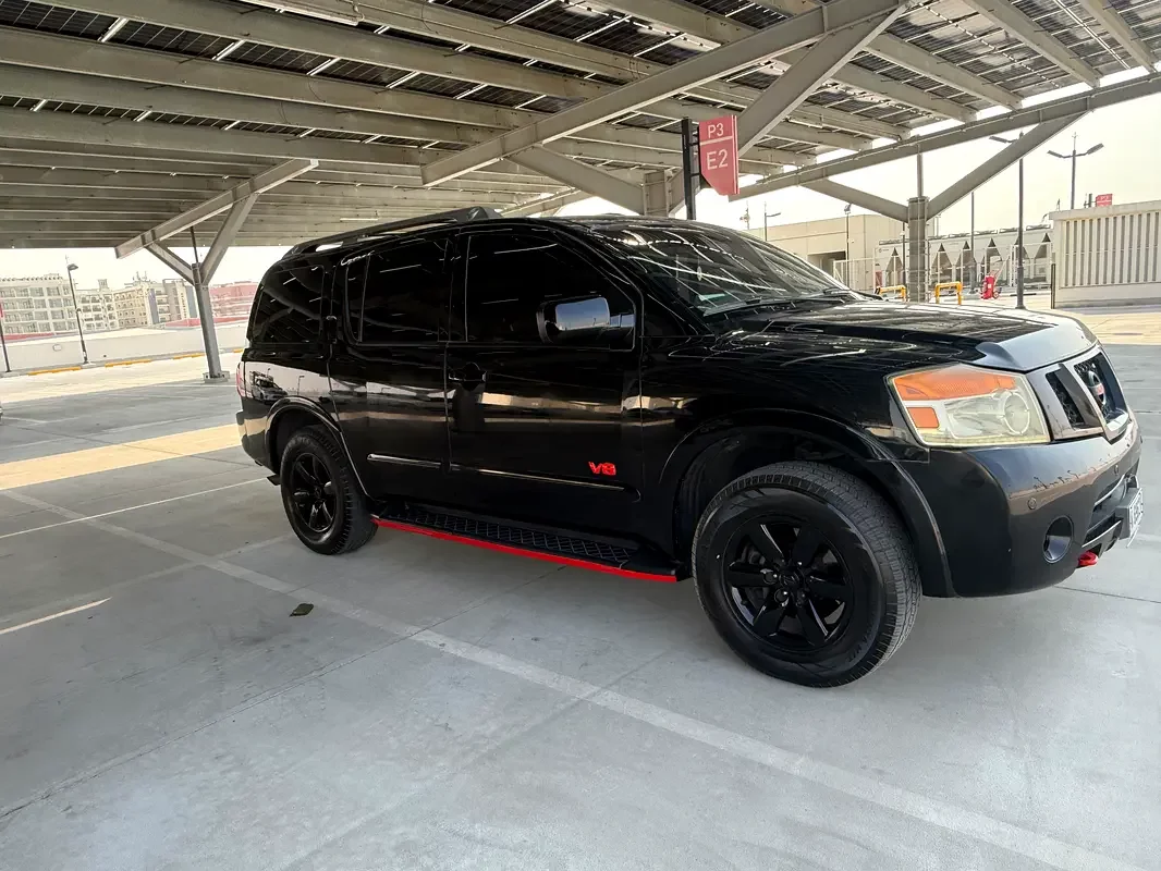 Nissan Armada, 2010 — купить с доставкой из ОАЭ