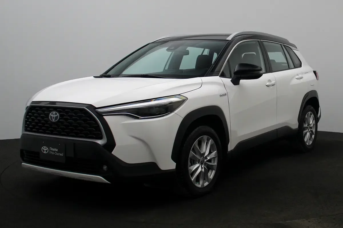Toyota Corolla Cross, 2024 — купить с доставкой из ОАЭ