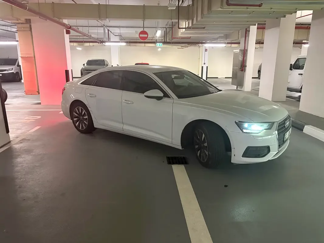 Audi A6, 2020 — купить с доставкой из ОАЭ