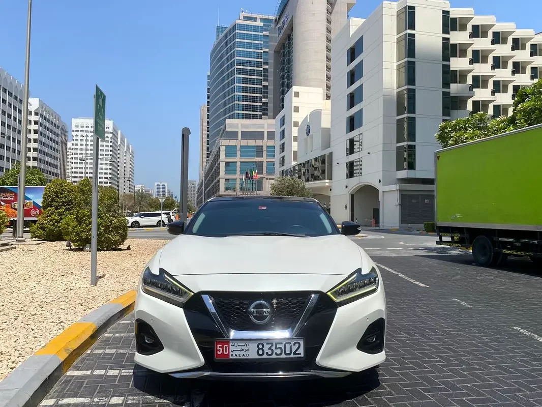 Nissan Maxima, 2021 — купить с доставкой из ОАЭ