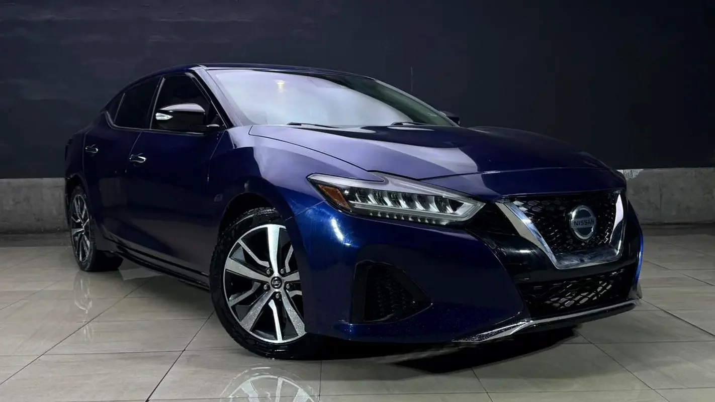 Nissan Maxima, 2020 — купить с доставкой из ОАЭ