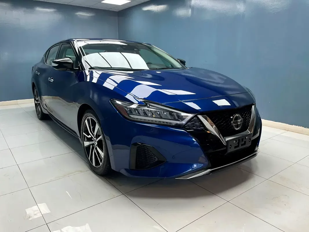 Nissan Maxima