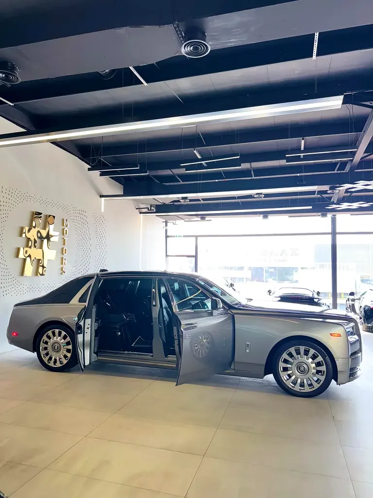 Rolls-Royce Phantom