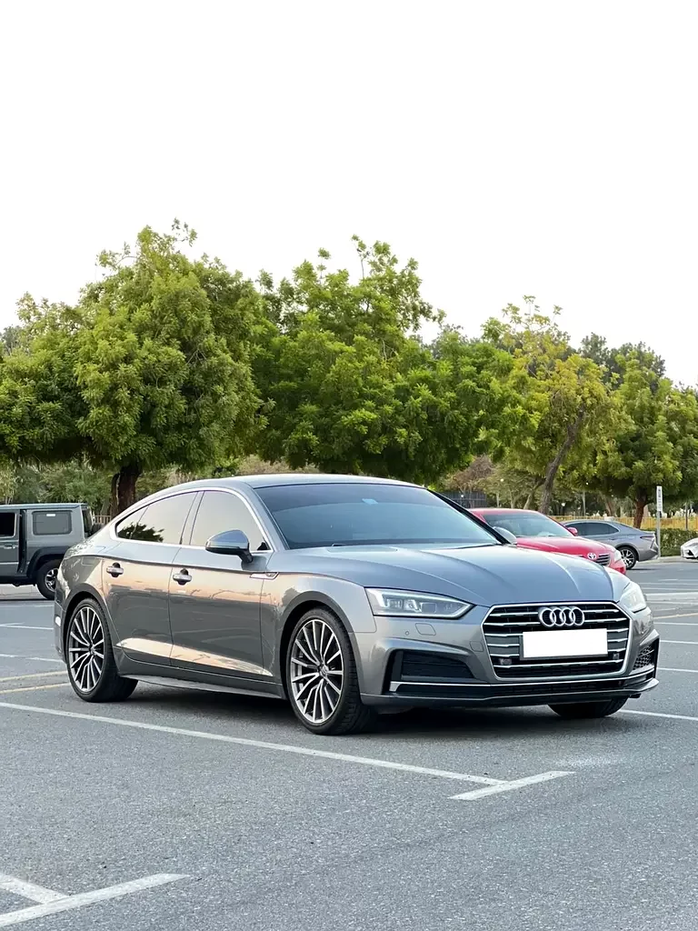 Audi A5, 2019 — купить с доставкой из ОАЭ