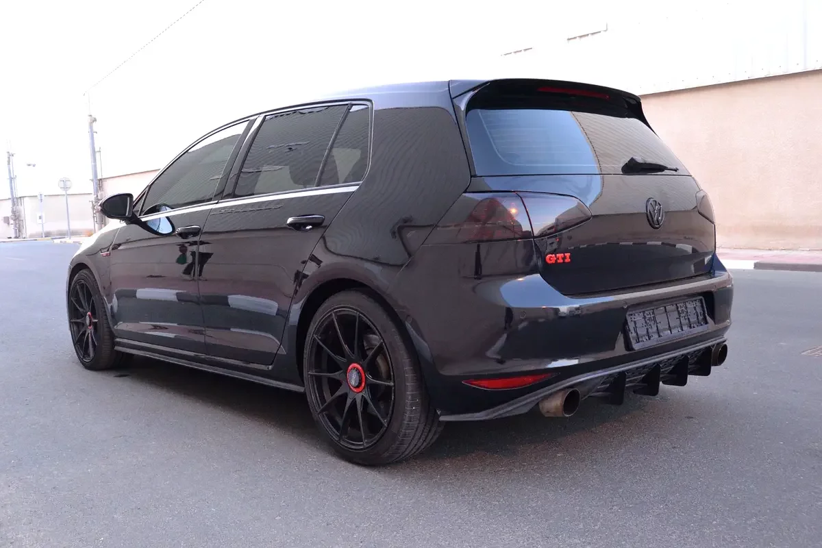 Volkswagen Golf GTI