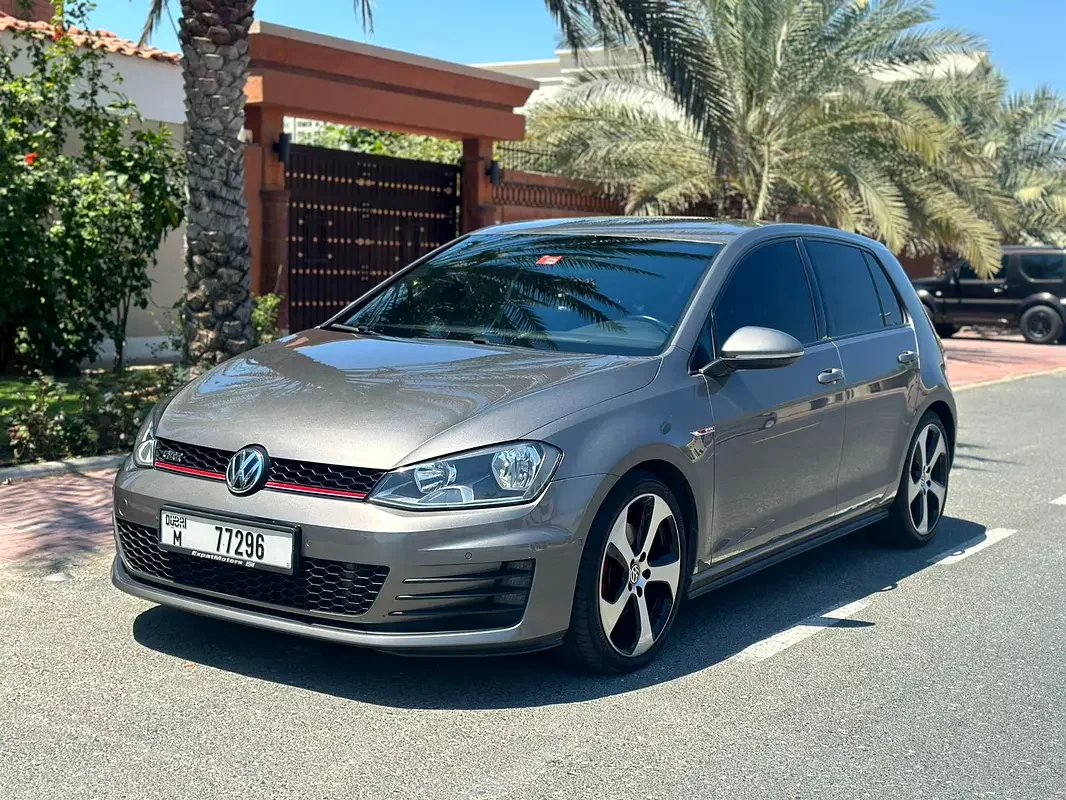 Volkswagen Golf GTI