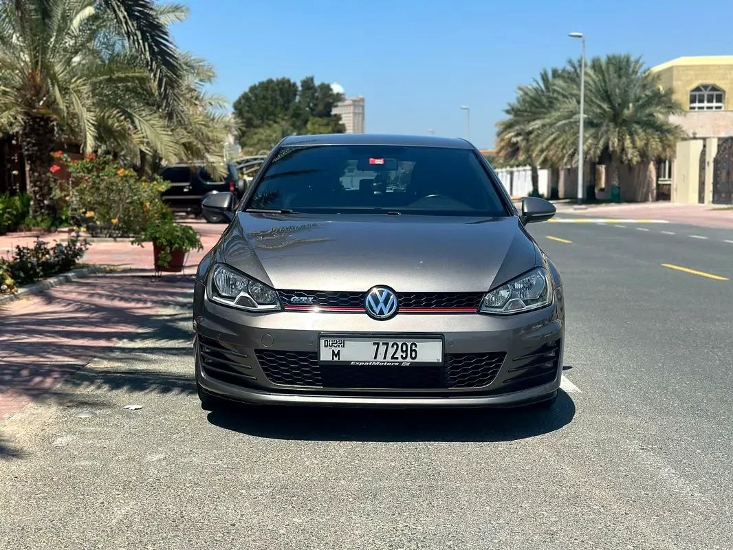 Volkswagen Golf GTI
