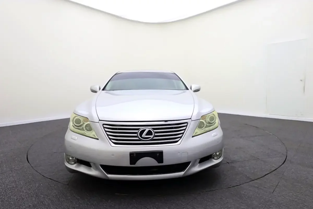 Lexus LS-Series