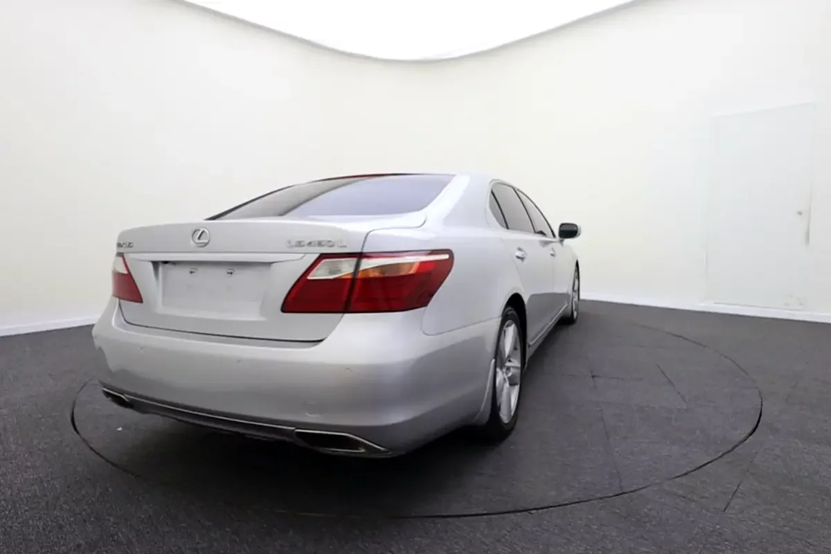 Lexus LS-Series