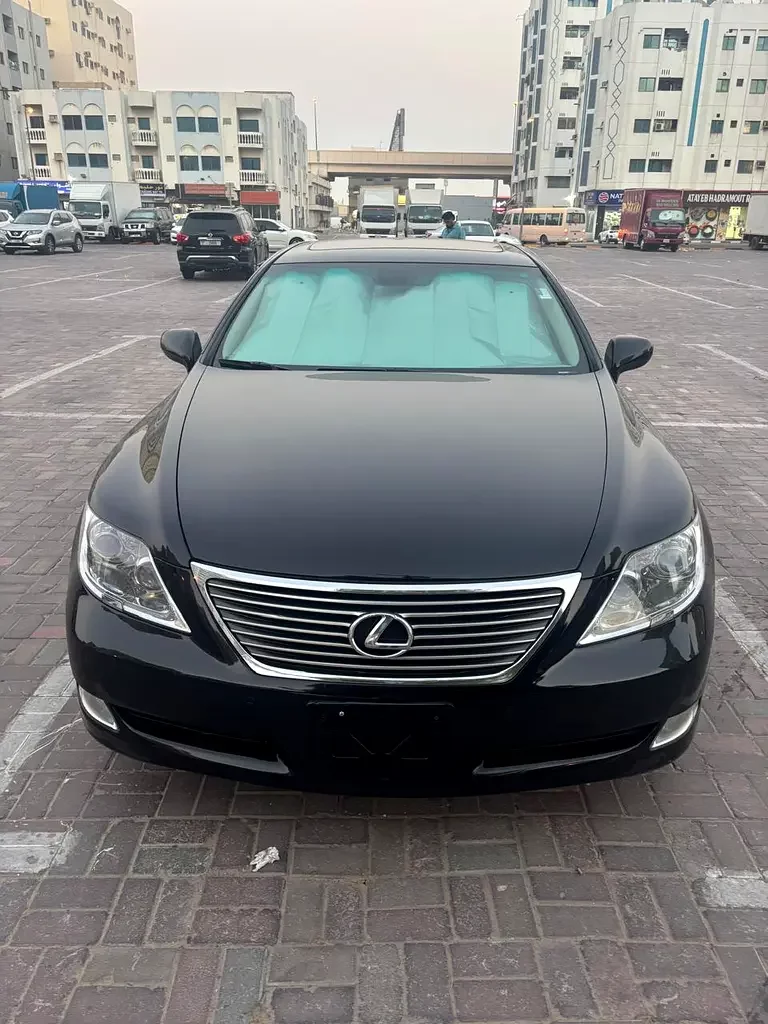 Lexus LS-Series