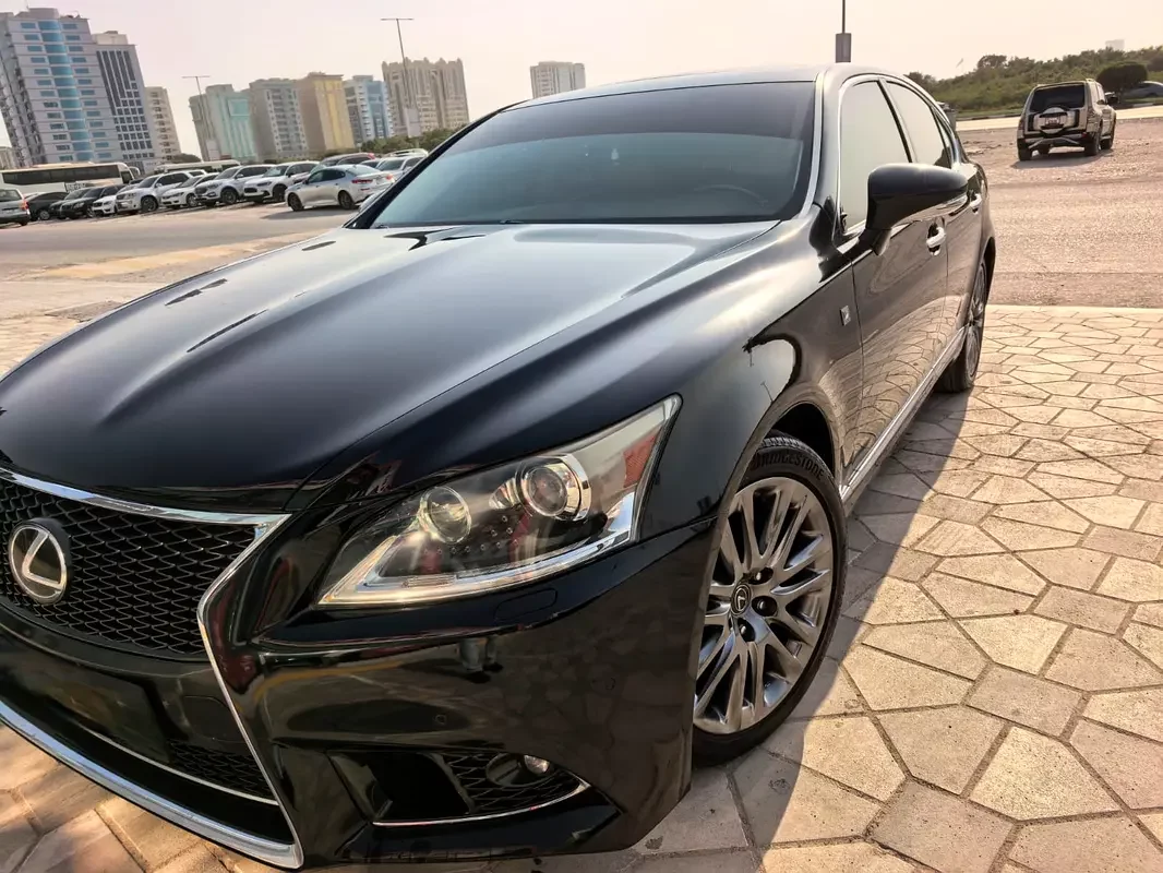 Lexus LS-Series