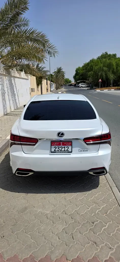 Lexus LS-Series