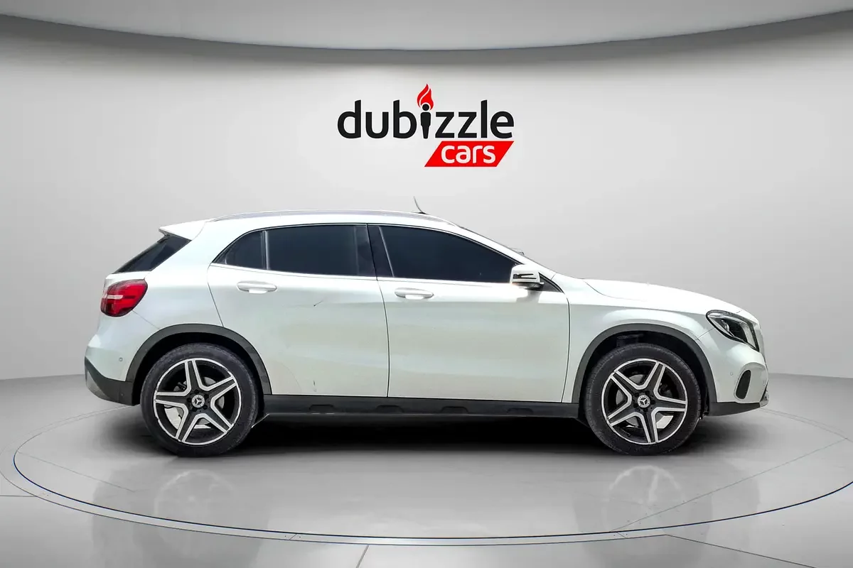 Mercedes-Benz GLA-Class