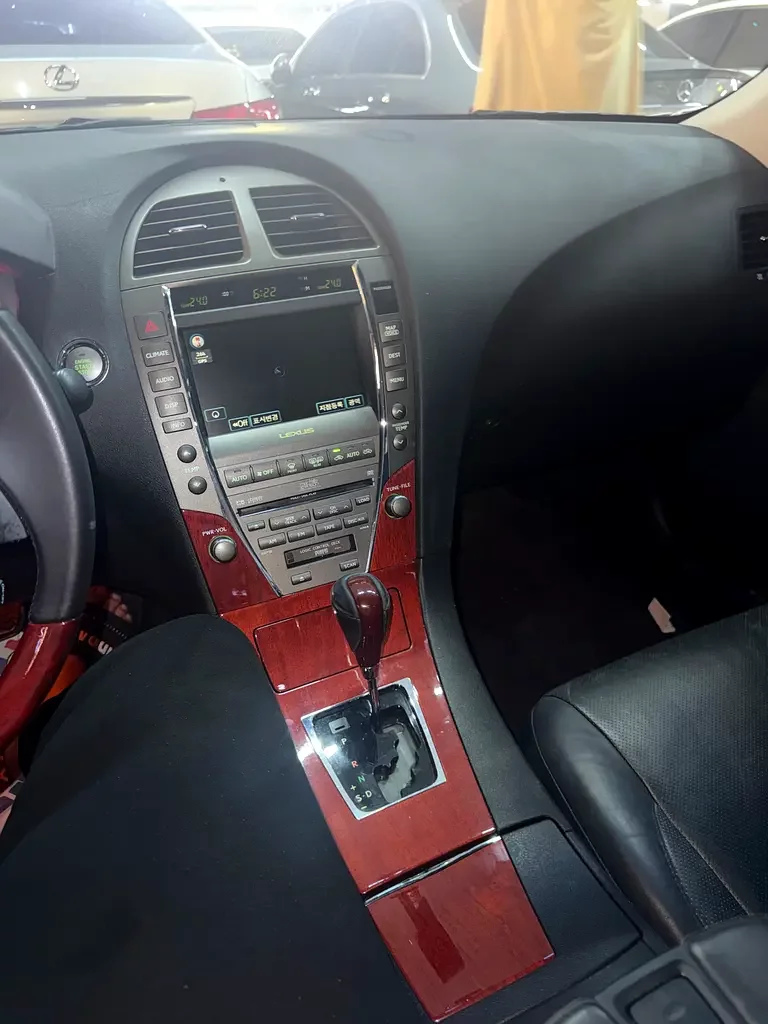 Lexus ES-Series