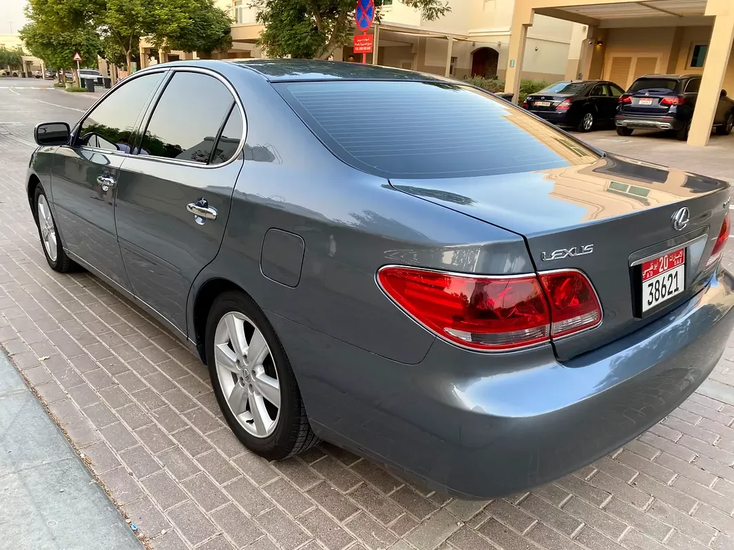 Lexus ES-Series