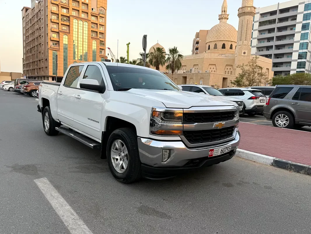 Chevrolet Silverado 1500, 2018 — купить с доставкой из ОАЭ