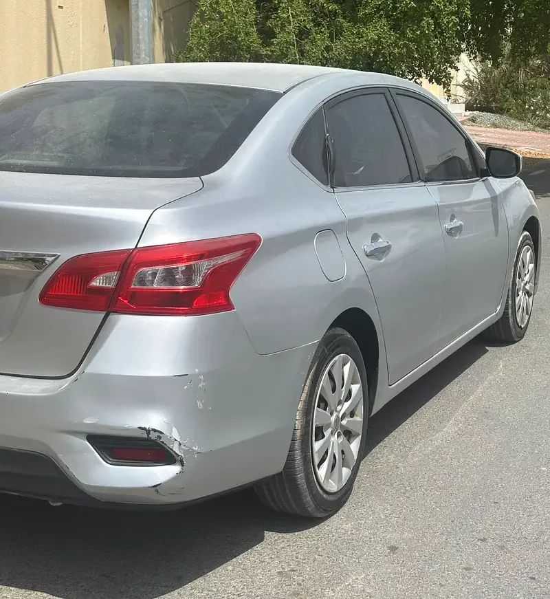 Nissan Sentra