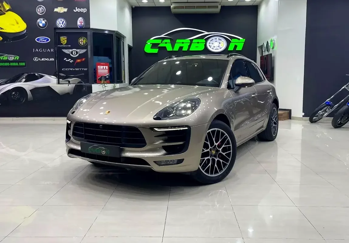Porsche Macan, 2017 — купить с доставкой из ОАЭ