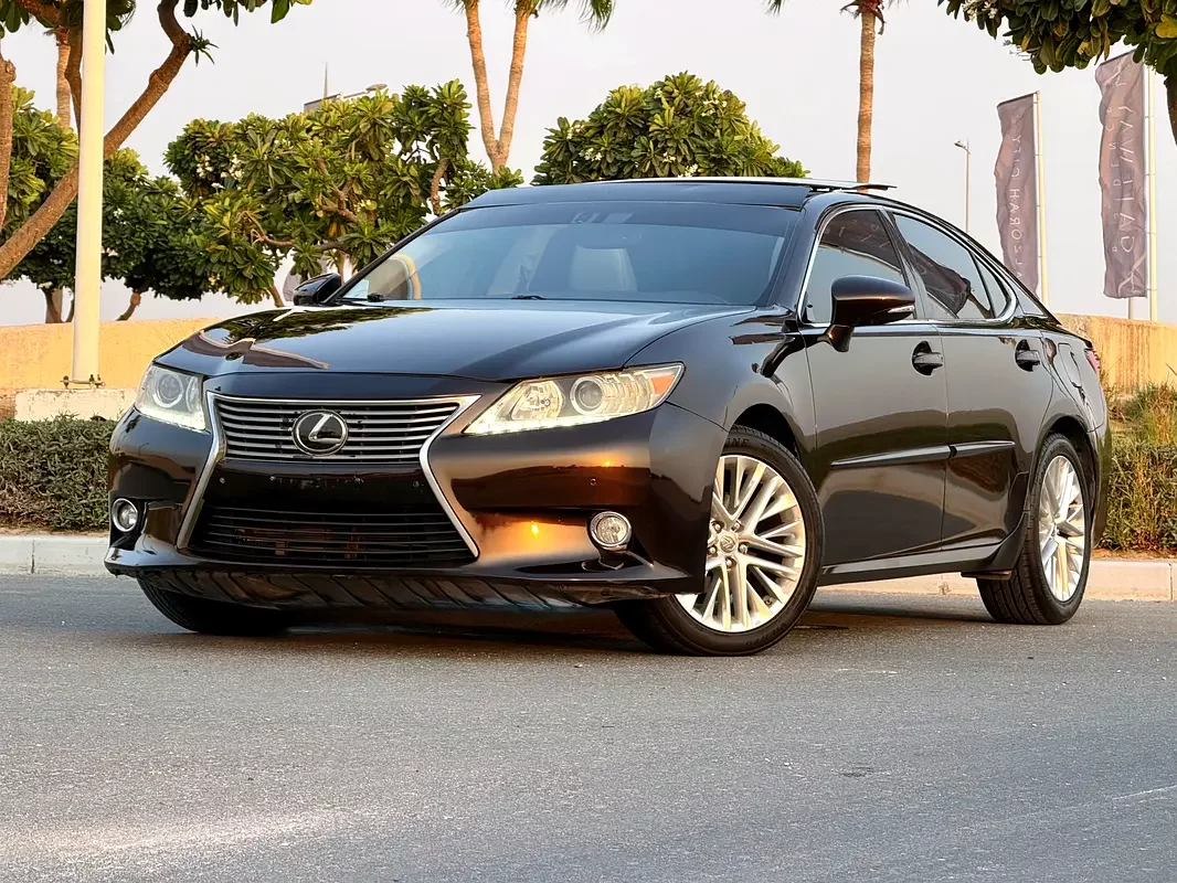 Lexus IS-Series, 2013 — купить с доставкой из ОАЭ