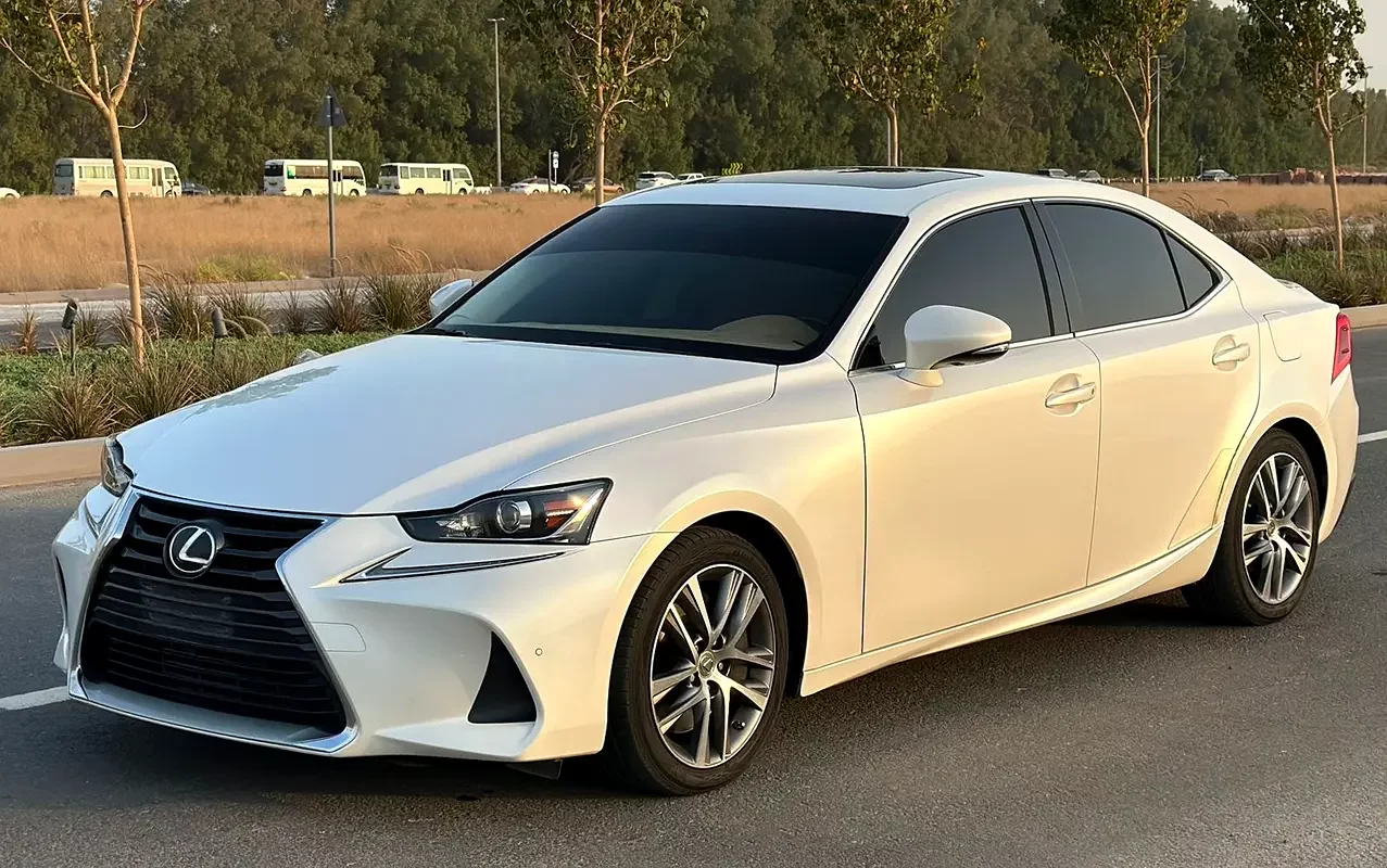 Lexus IS-Series, 2019 — купить с доставкой из ОАЭ