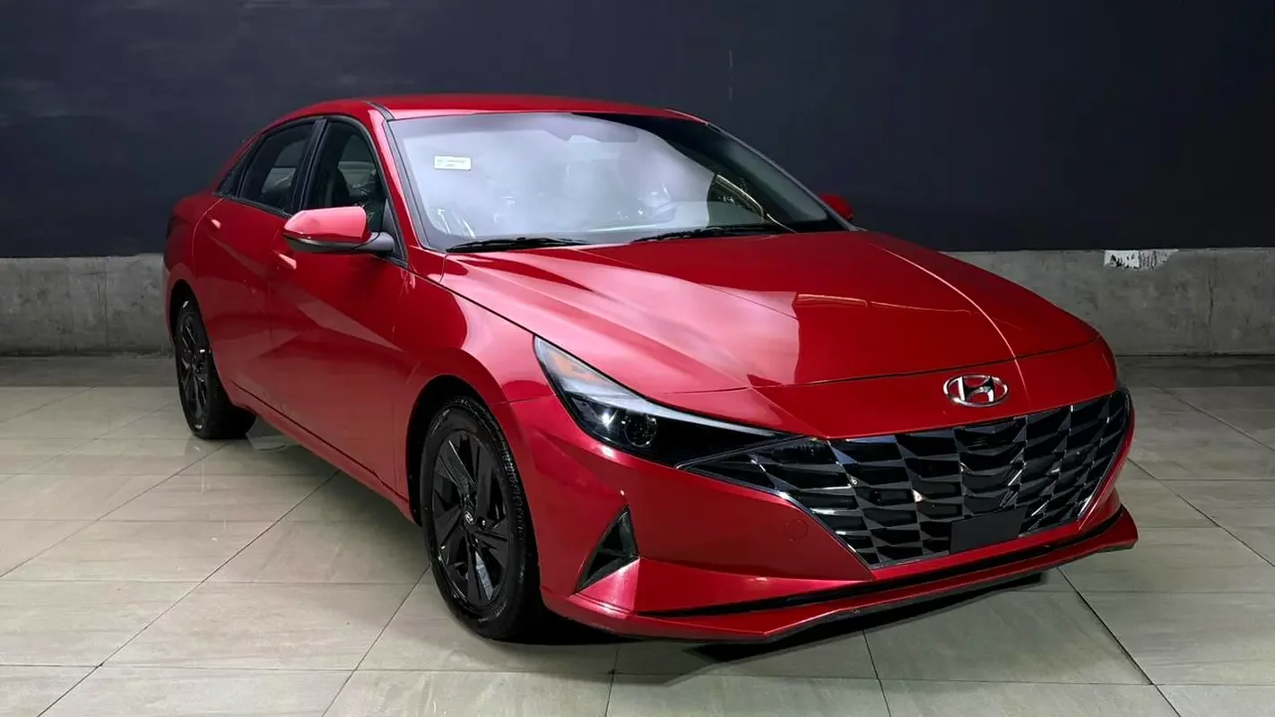 Hyundai Elantra