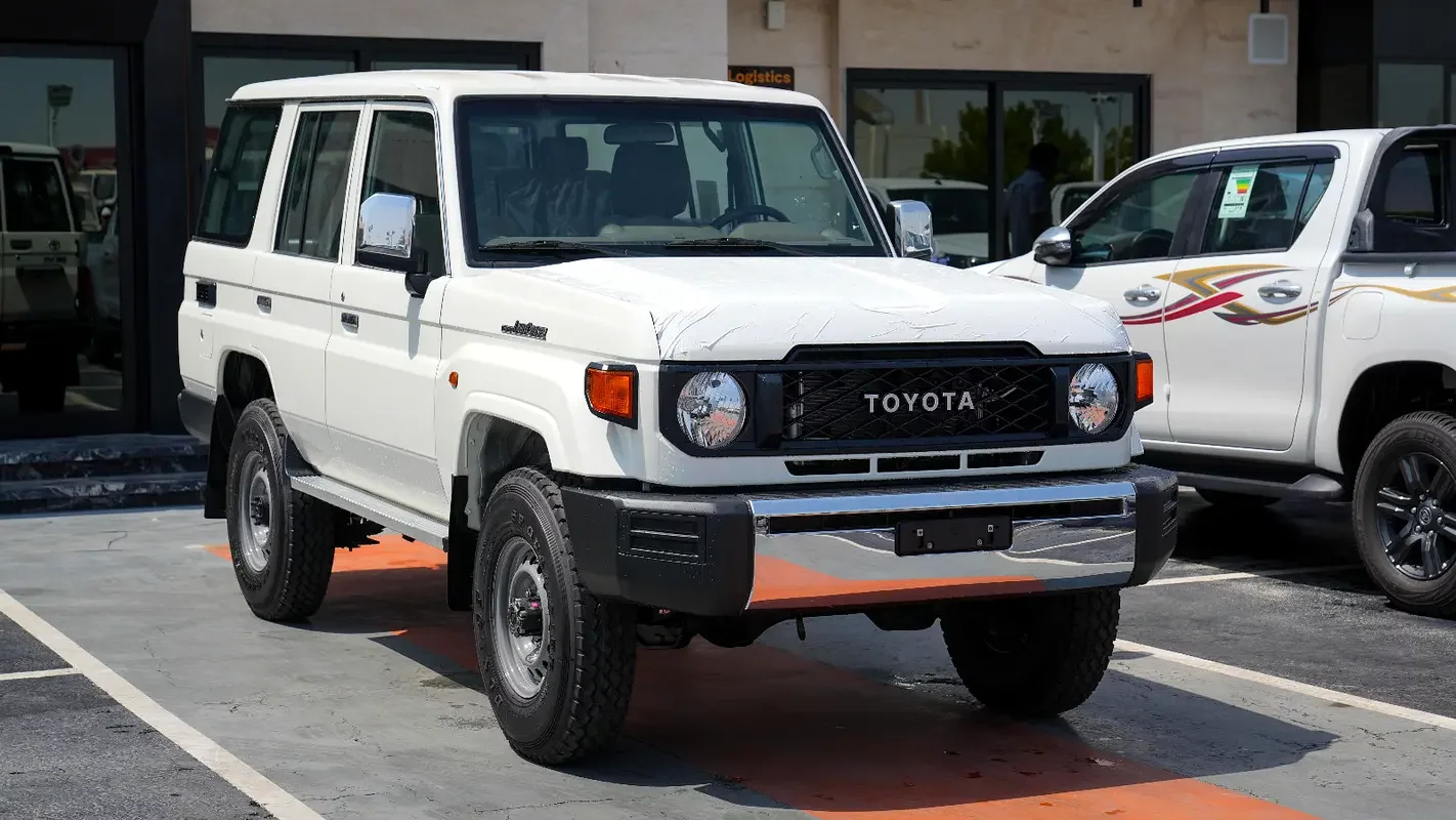 Toyota Land Cruiser 70 Series, 2026 — купить с доставкой из ОАЭ