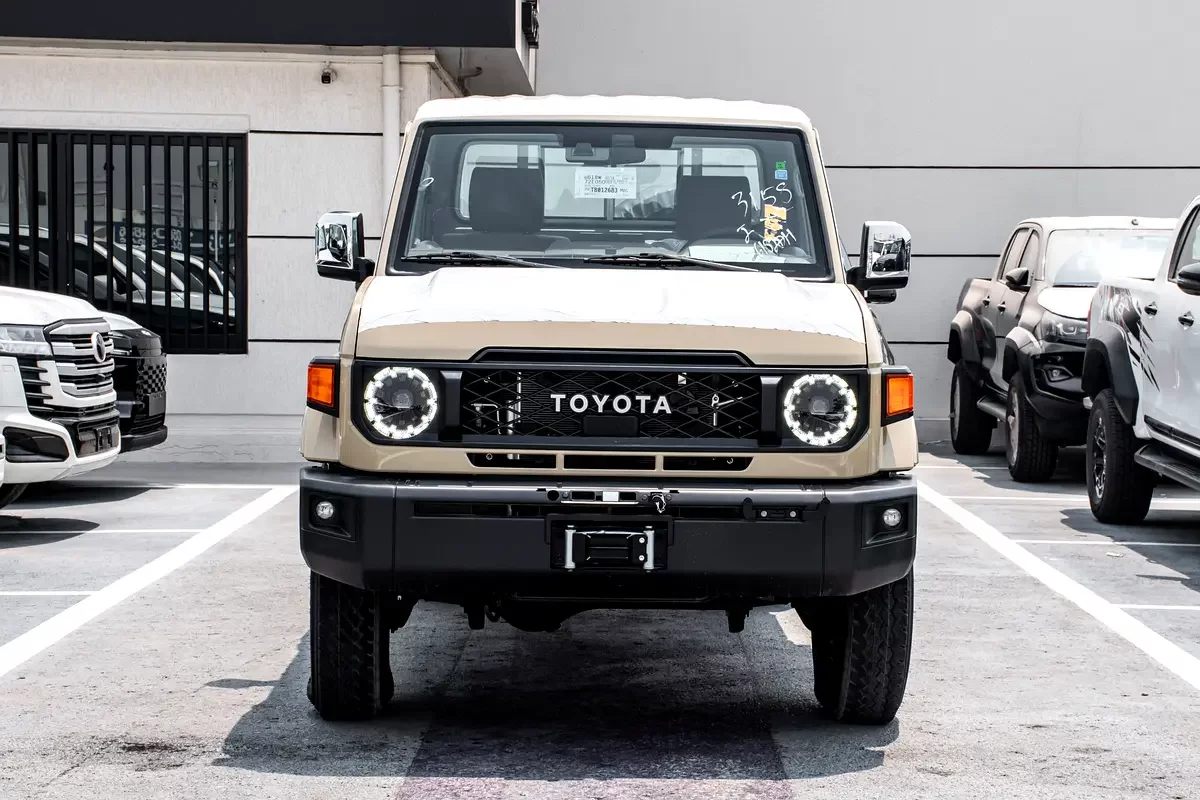 Toyota Land Cruiser 70 Series, 2026 — купить с доставкой из ОАЭ