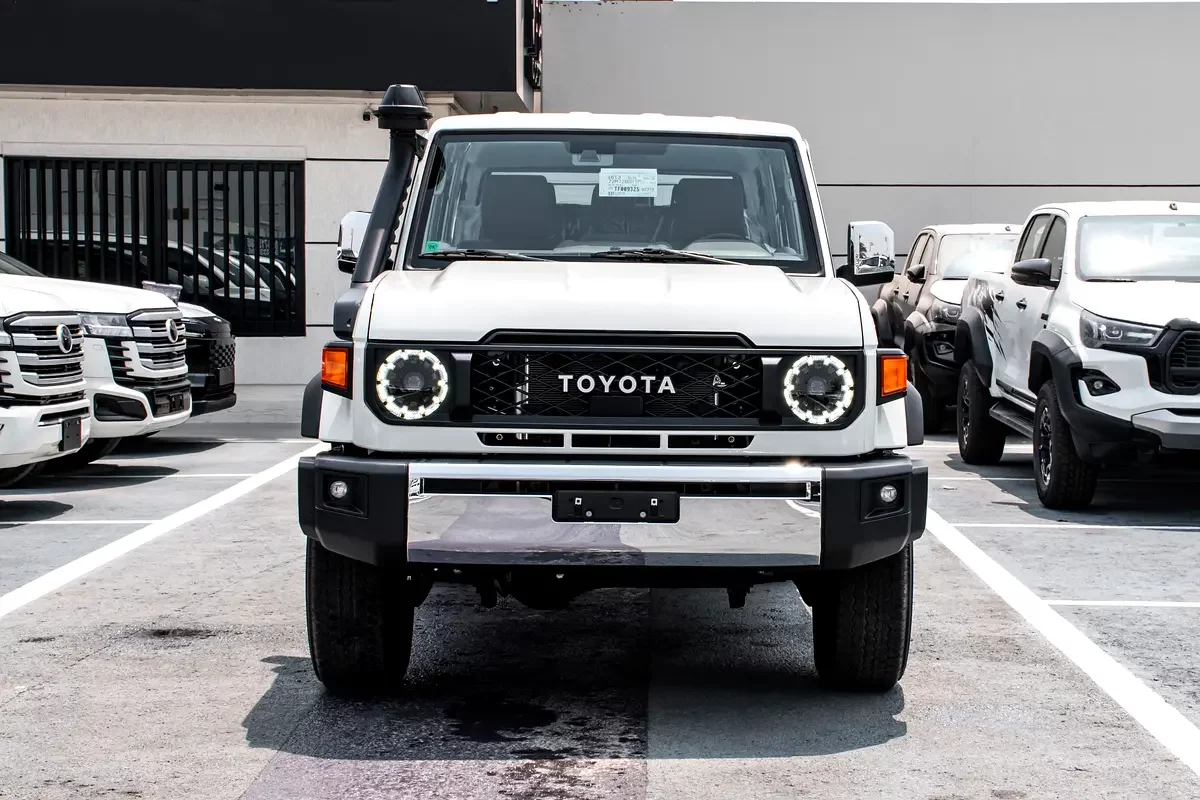Toyota Land Cruiser 70 Series, 2026 — купить с доставкой из ОАЭ