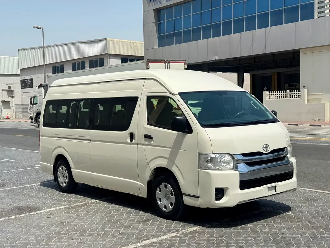 Toyota Hiace, 2018 — купить с доставкой из ОАЭ