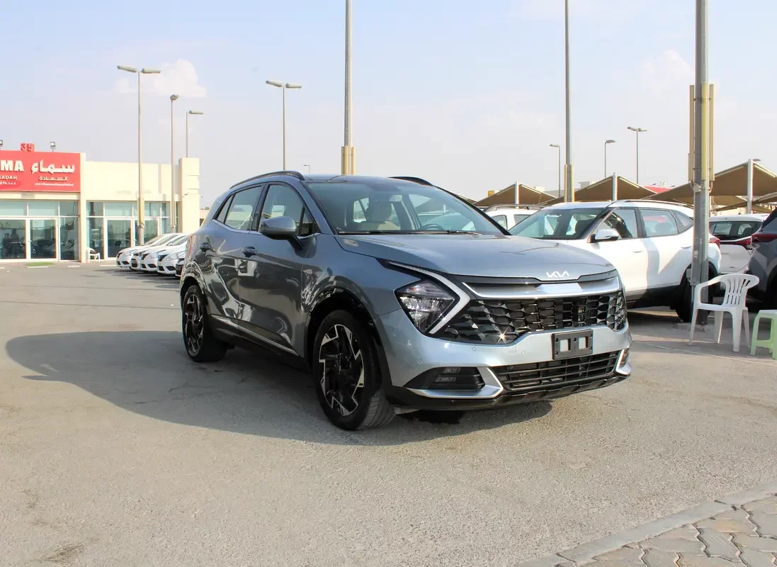 Kia Sportage, 2023 — купить с доставкой из ОАЭ