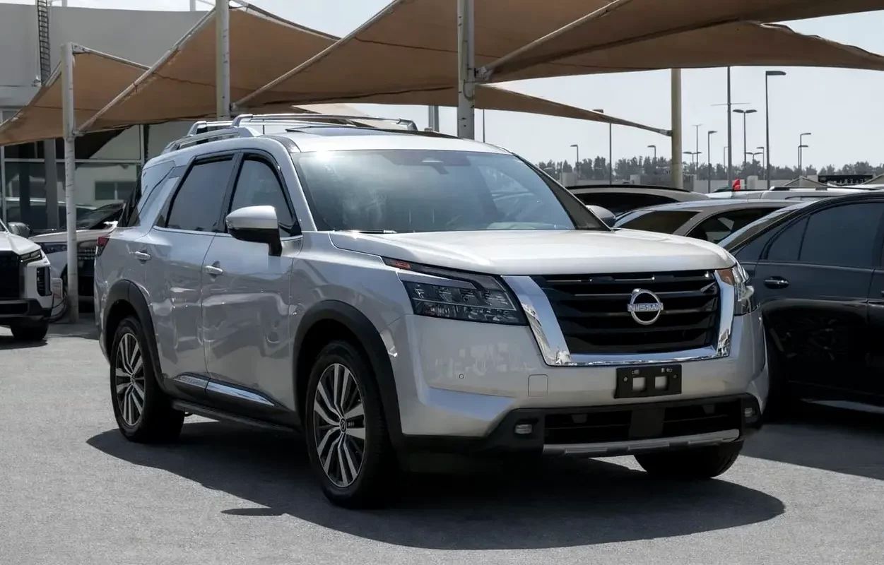 Nissan Pathfinder, 2022 — купить с доставкой из ОАЭ