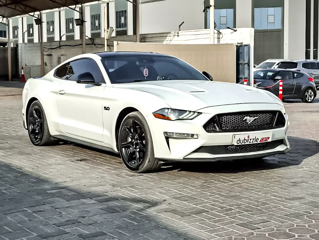 Ford Mustang, 2019 — купить с доставкой из ОАЭ