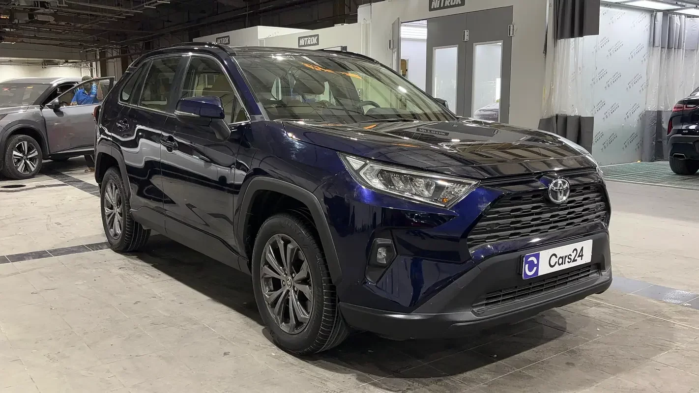 Toyota Rav 4, 2025 — купить с доставкой из ОАЭ