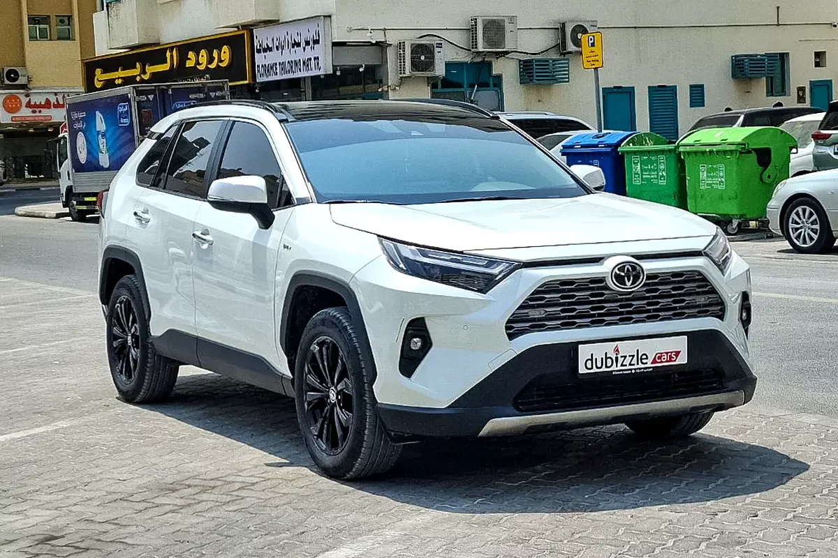 Toyota Rav 4, 2025 — купить с доставкой из ОАЭ