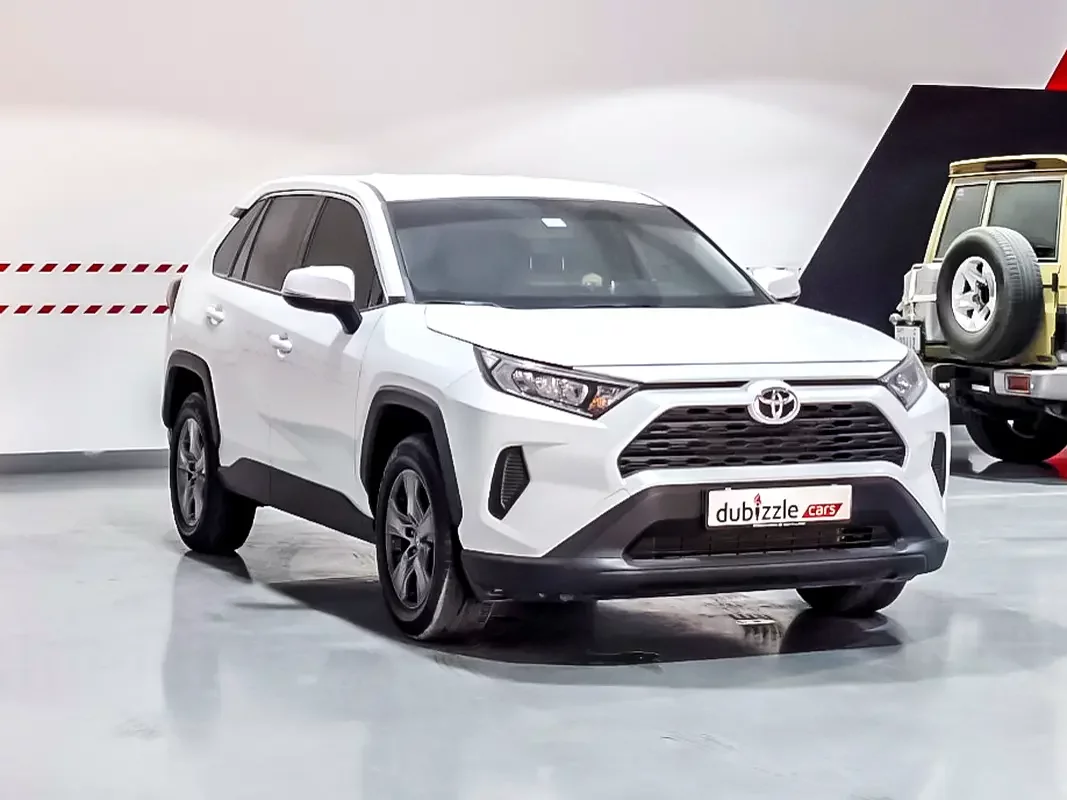 Toyota Rav 4, 2025 — купить с доставкой из ОАЭ